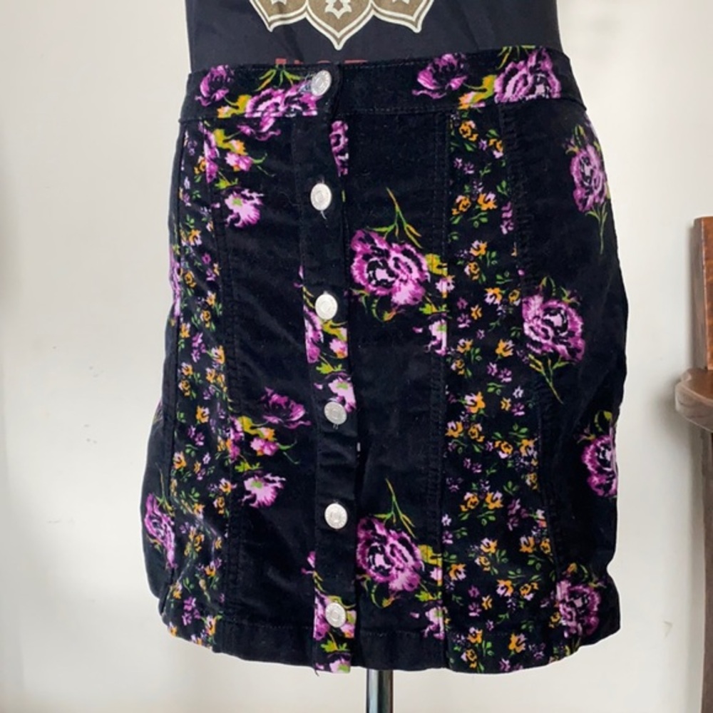 BDG Urban Outfitters mini skirt Sz Med